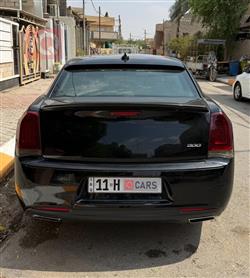 کرایسلەر 300